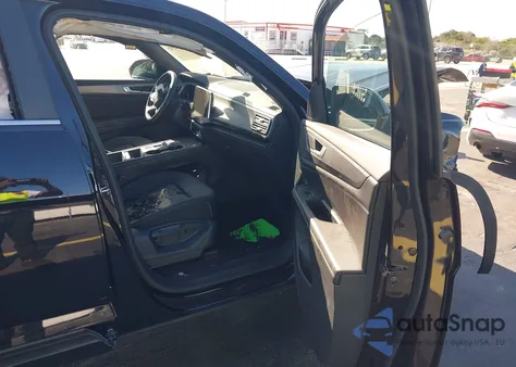 2024 Volkswagen Atlas Cross Sport 2.0T Se z USA, uszkodzony, nr VIN 1V2DE2CA7RC234892